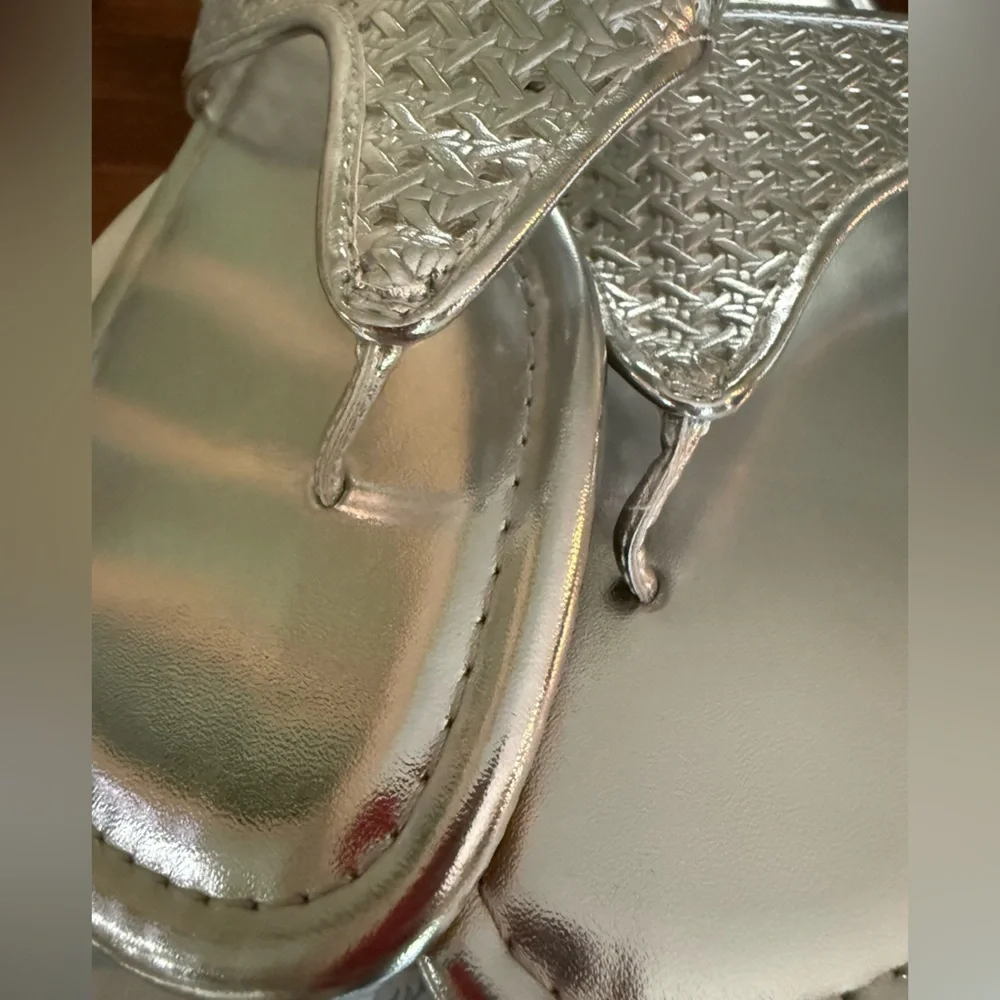 NWT Talbots Metallic Silver Woven Sandals SZ 9 Never Worn - Picture 12 of 12